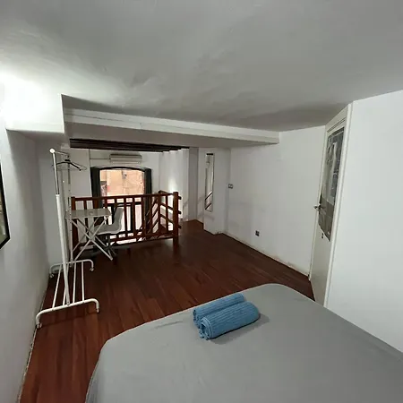 Appartement Centrally In The Heart Of Raval